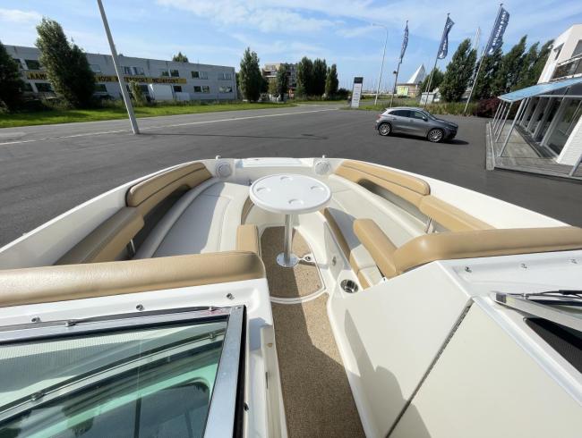 Sea Ray 260 Sundeck