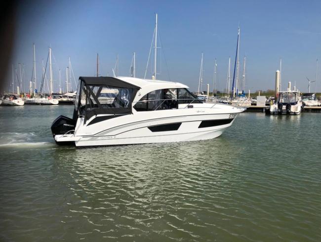 Beneteau Antaris 9 A9 Beneteau Jeanneau 895