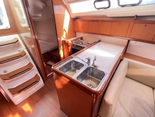 Beneteau 37 Oceanis