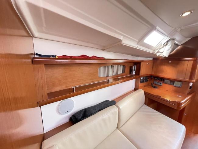 Beneteau 37 Oceanis