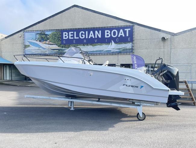 Beneteau Flyer 7 Sundeck Speedboot te koop