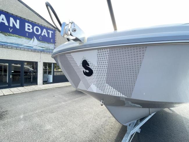 Beneteau Flyer 7 Sundeck Speedboot te koop 2dehands