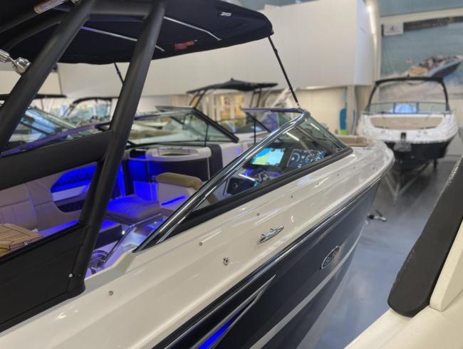 Searayboats SLX250