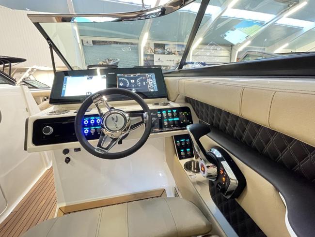 Searayboats SLX250