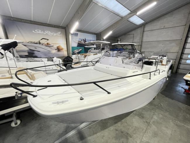 Jeanneau 6.5 Flyer 7 Sundeck