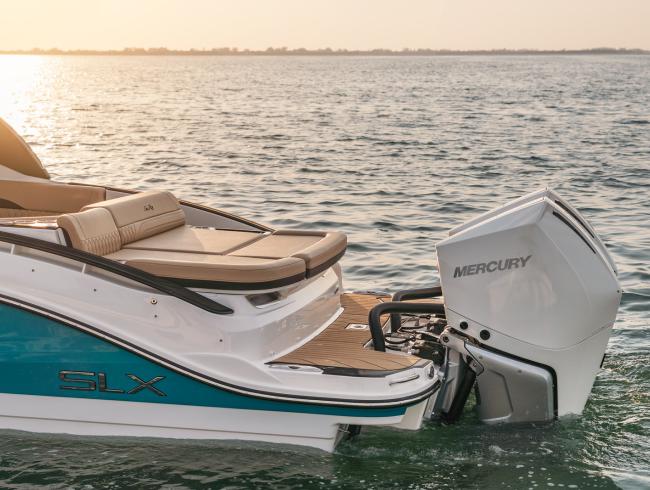 Sea Ray 280 SLX Outboard