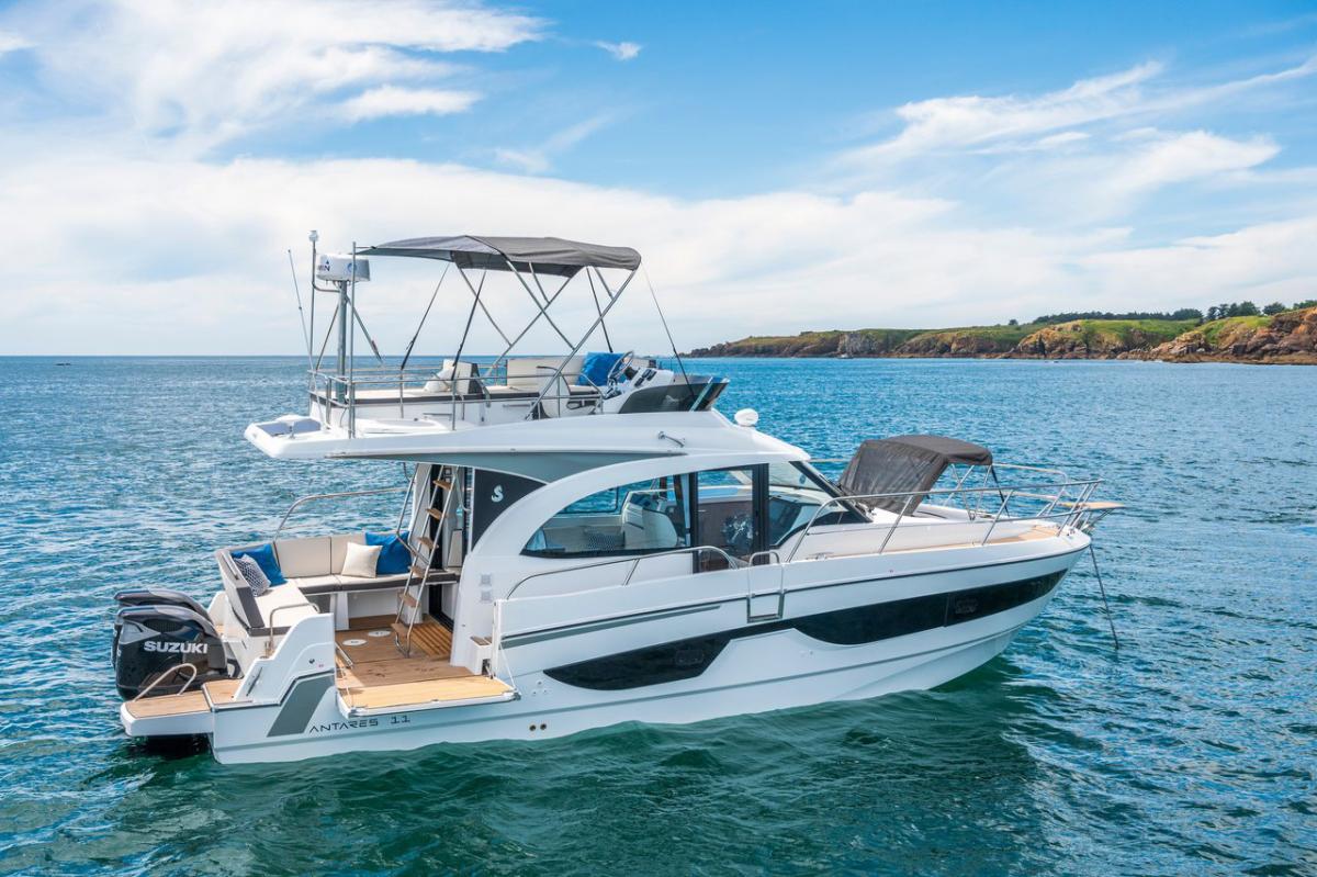 Beneteau Antares 11 Fly 2020 bij Belgian Boat Service