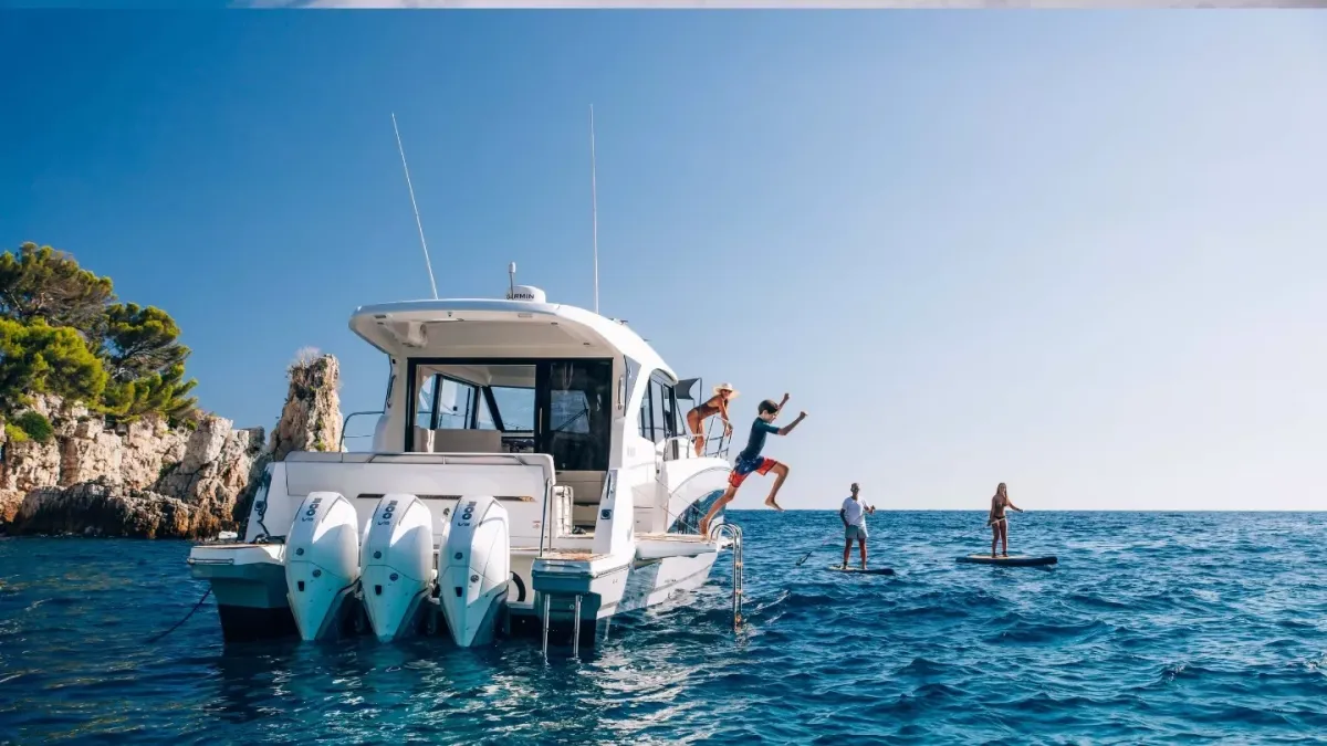 Beneteau Antares 12 Coupé 2020 bij Belgian Boat Service