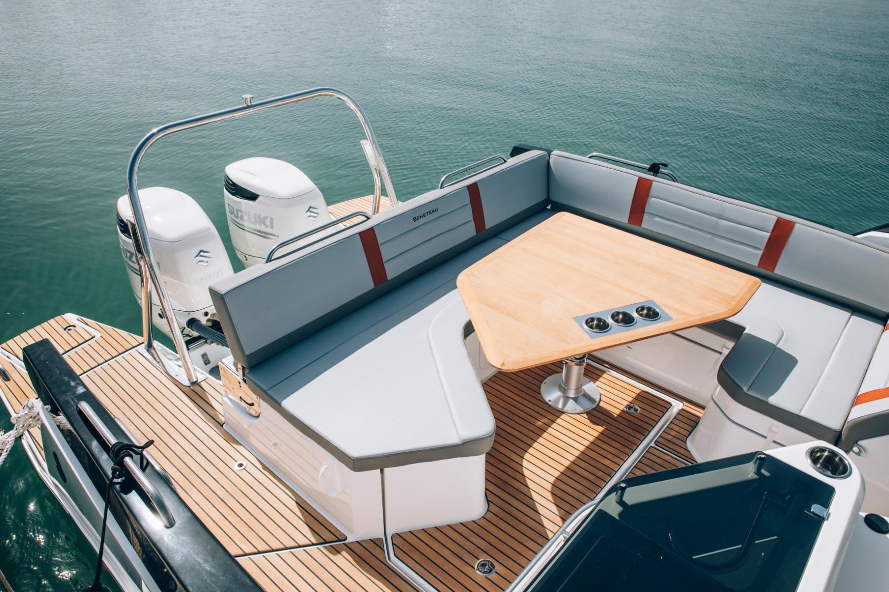 Beneteau Flyer 10 2020 bij Belgian Boat Service