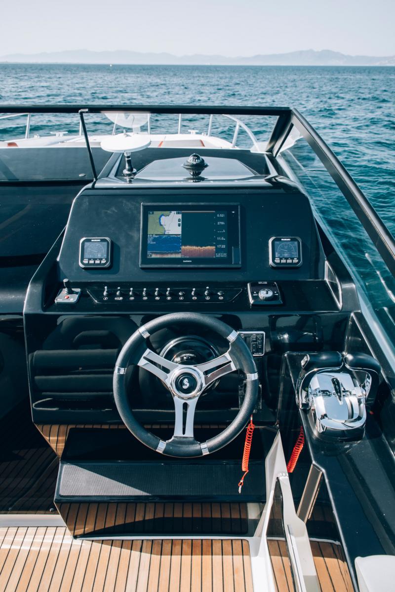 Beneteau Flyer 10 2020 bij Belgian Boat Service