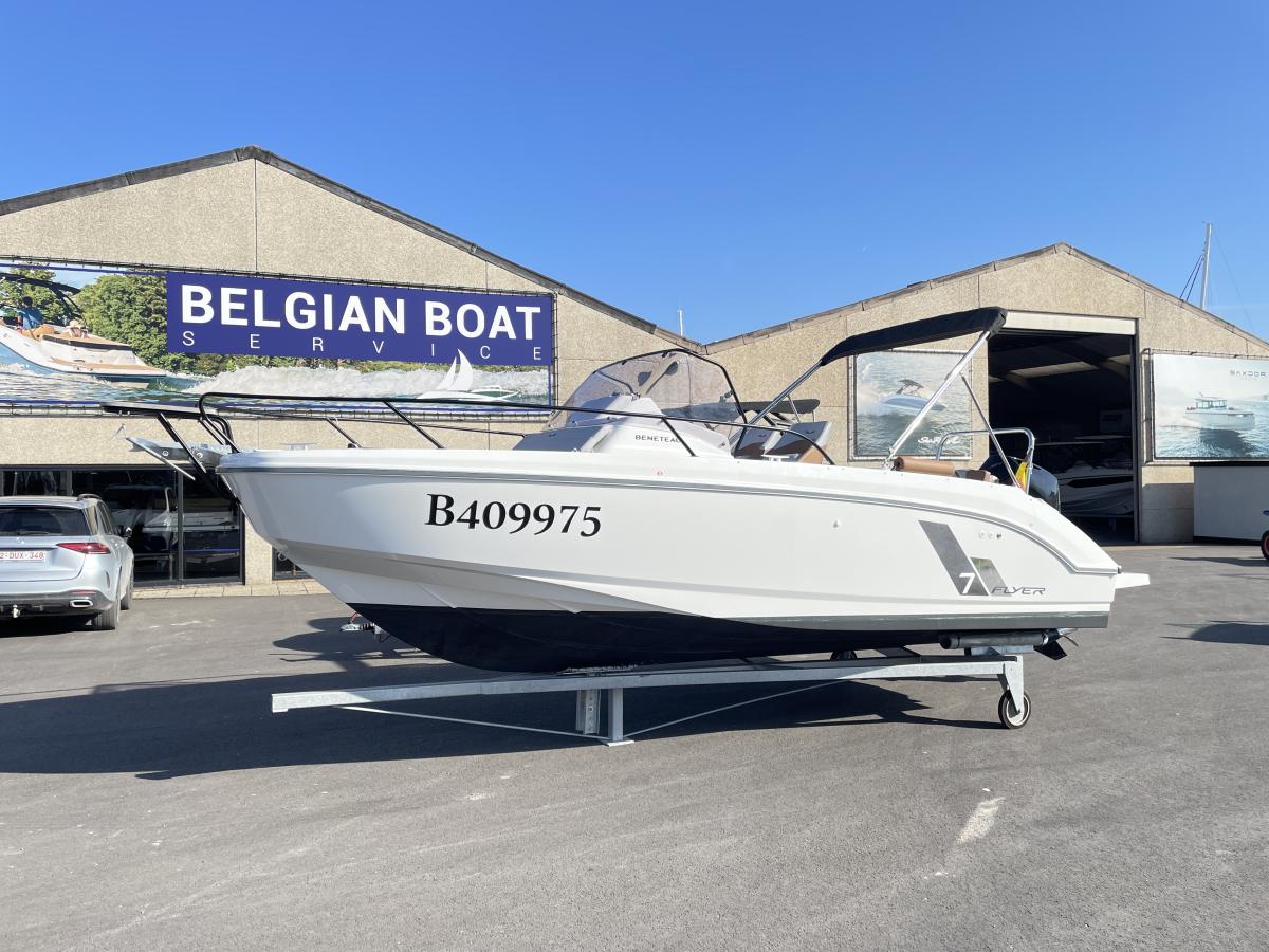 Beneteau Flyer 7 Sundeck