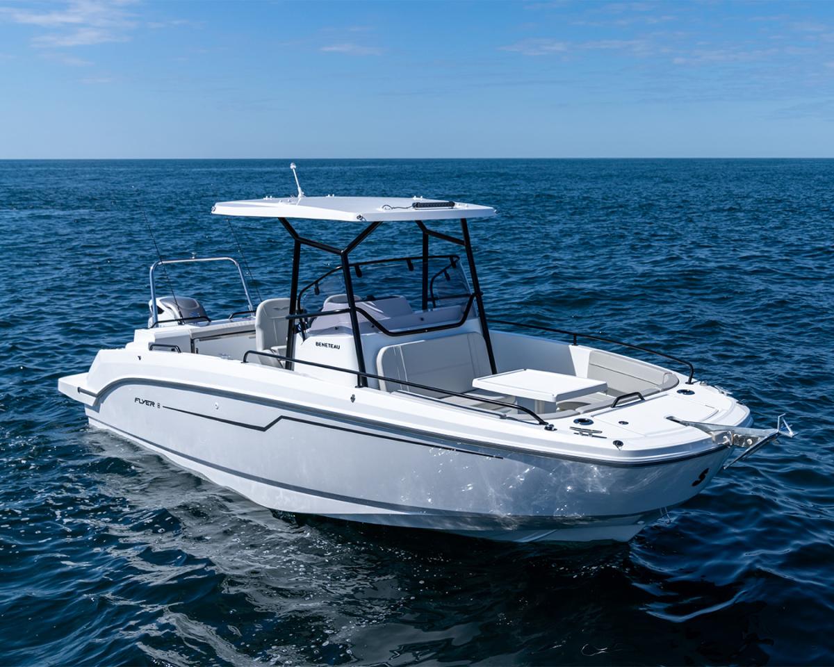 Beneteau Flyer 8 Spacedeck 2020 bij Belgian Boat Service
