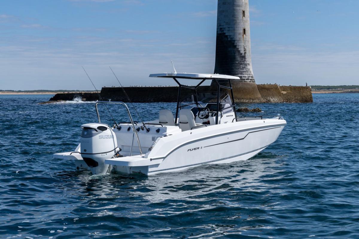 Beneteau Flyer 8 Spacedeck 2020 bij Belgian Boat Service