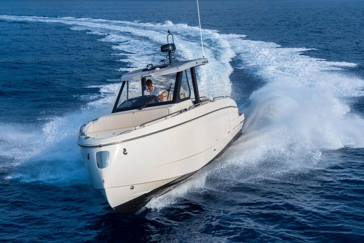 Beneteau GT 35