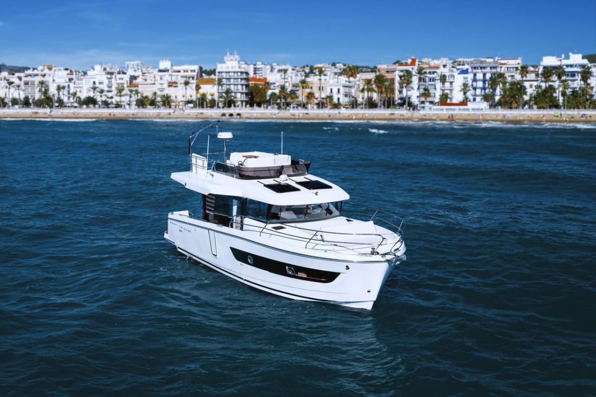 Beneteau Swift Trawler 37 Fly 2020 bij Belgian Boat Service
