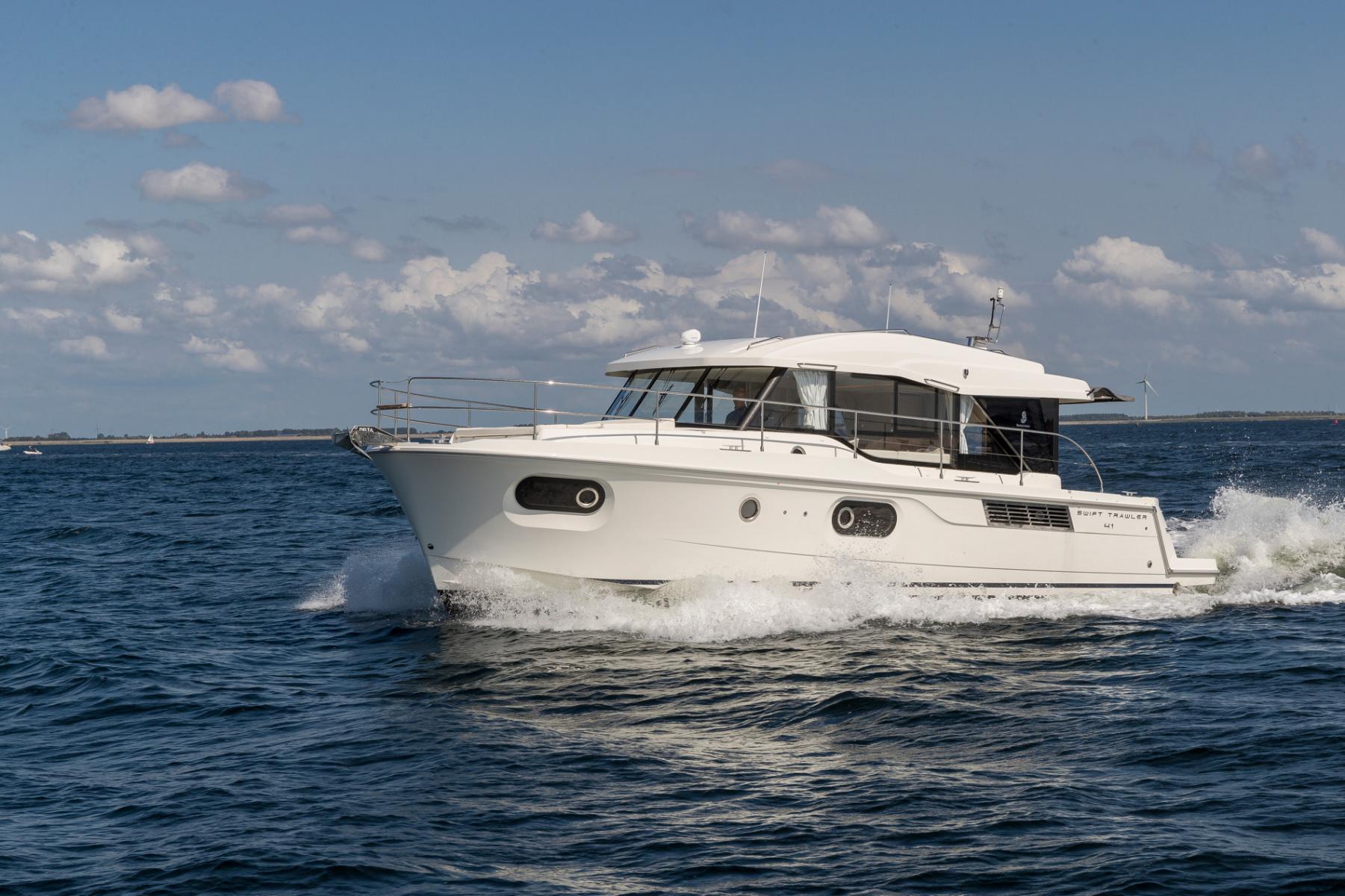 Beneteau Trawler 41 Sedan