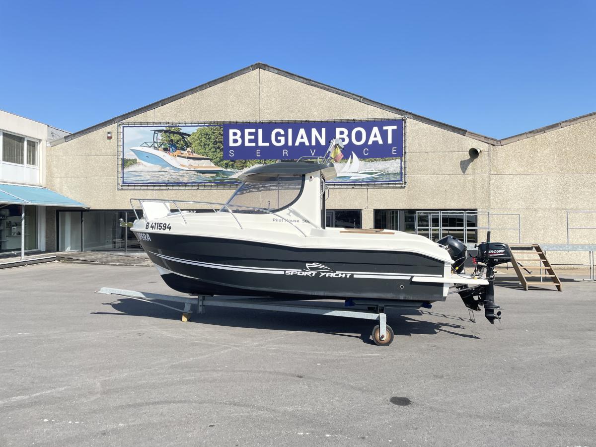 Cabine boot 535 Sportyacht