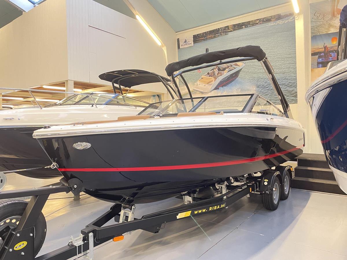 Cobalt Boats CS22