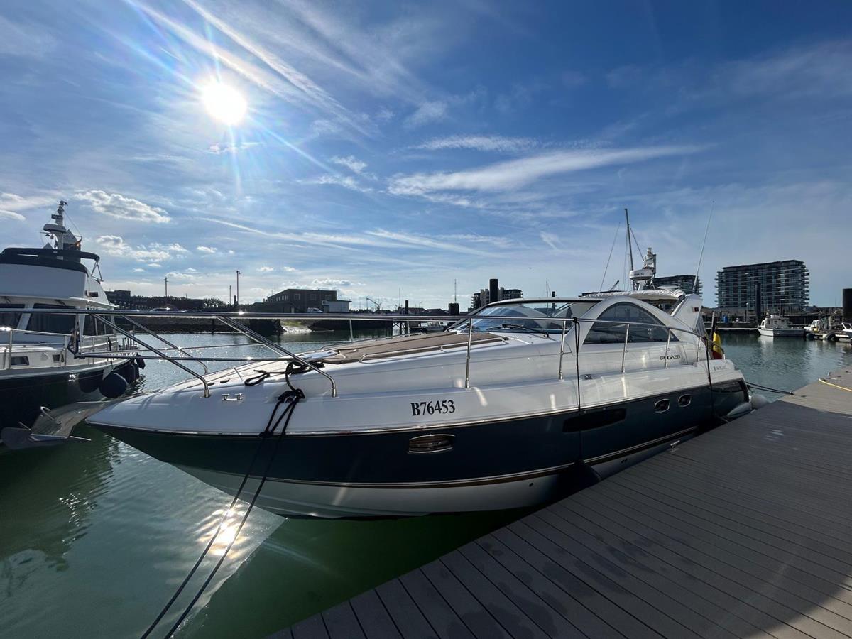 Fairline 38 Targa 2000 bij Belgian Boat Service