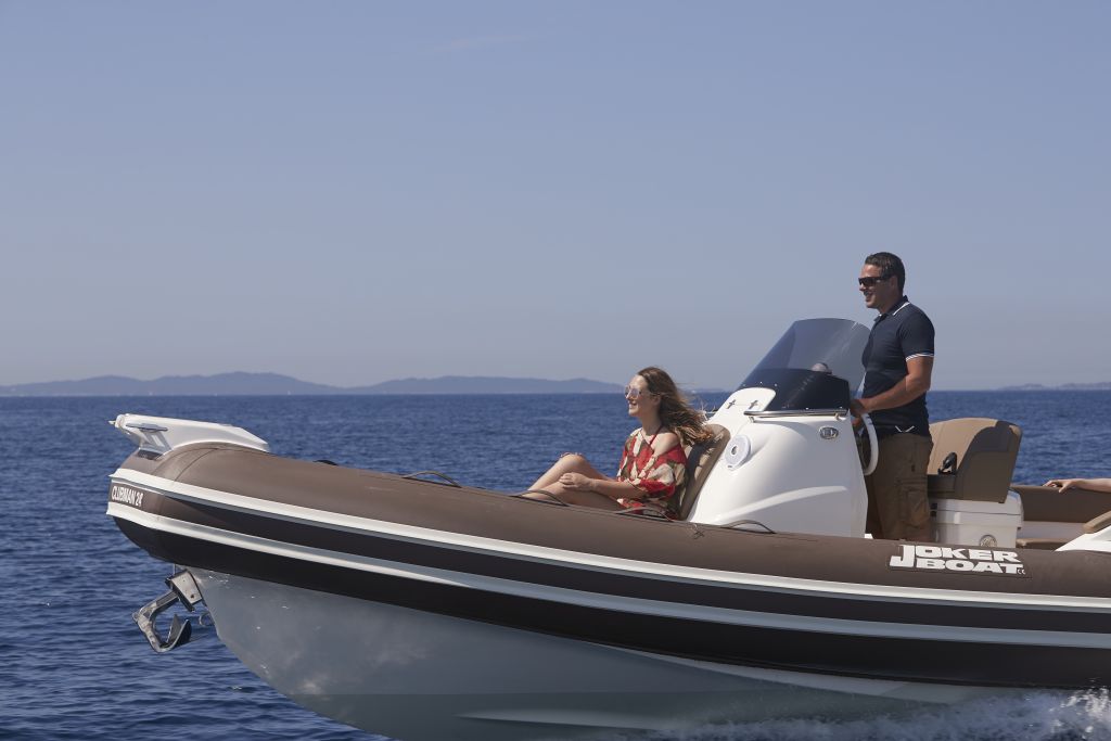 Joker Boat Clubman 24 2020 bij Belgian Boat Service
