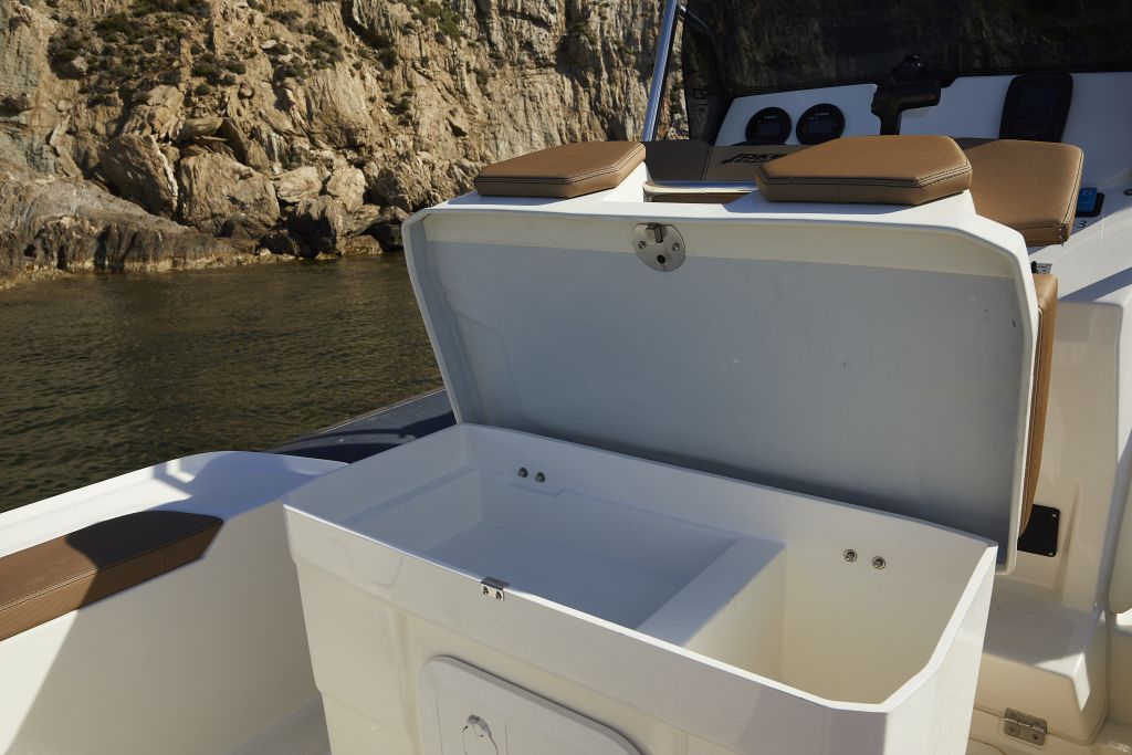 Joker Boat Coaster 650 Plus 2020 bij Belgian Boat Service