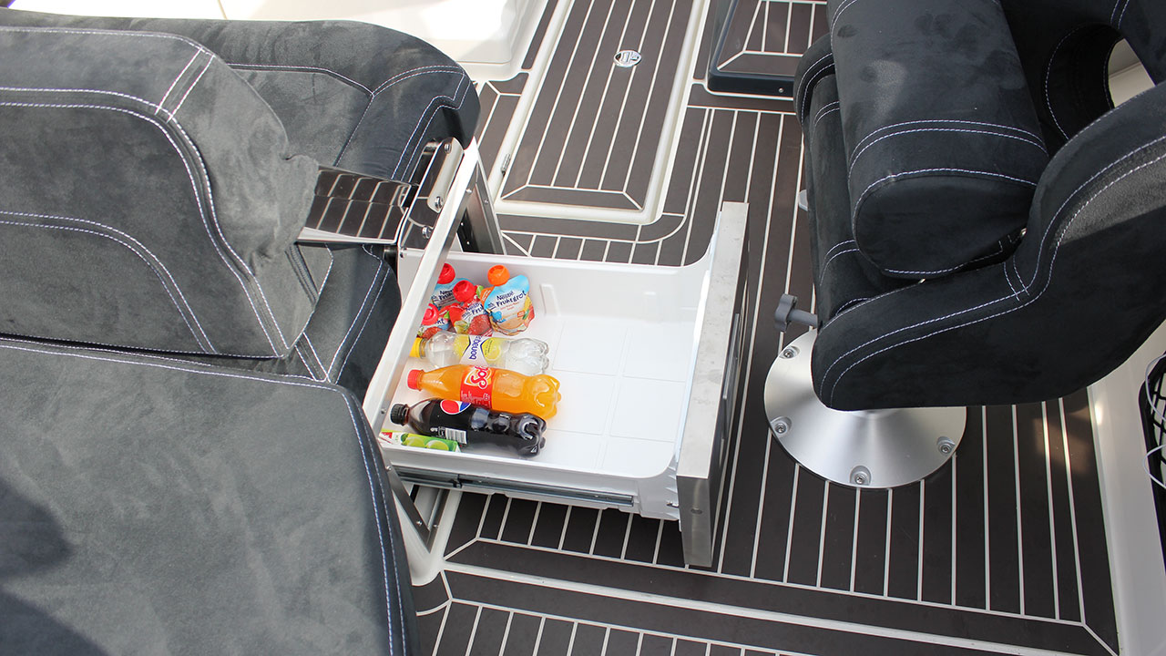 Parker Boats 690 Bowrider 2020 bij Belgian Boat Service