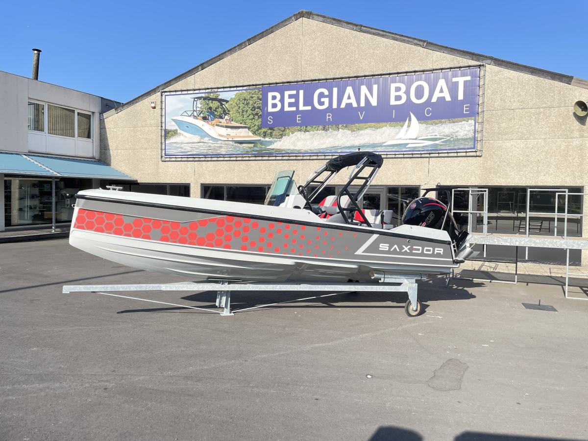 Saxdor Yachts 200 Pro bij Belgian Boat Service