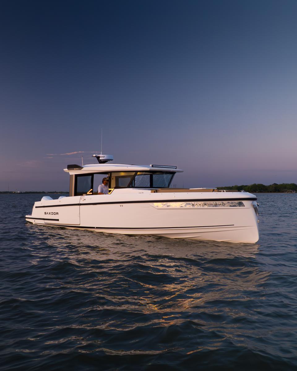 Saxdor Yachts 340 GTWA 2020 bij Belgian Boat Service
