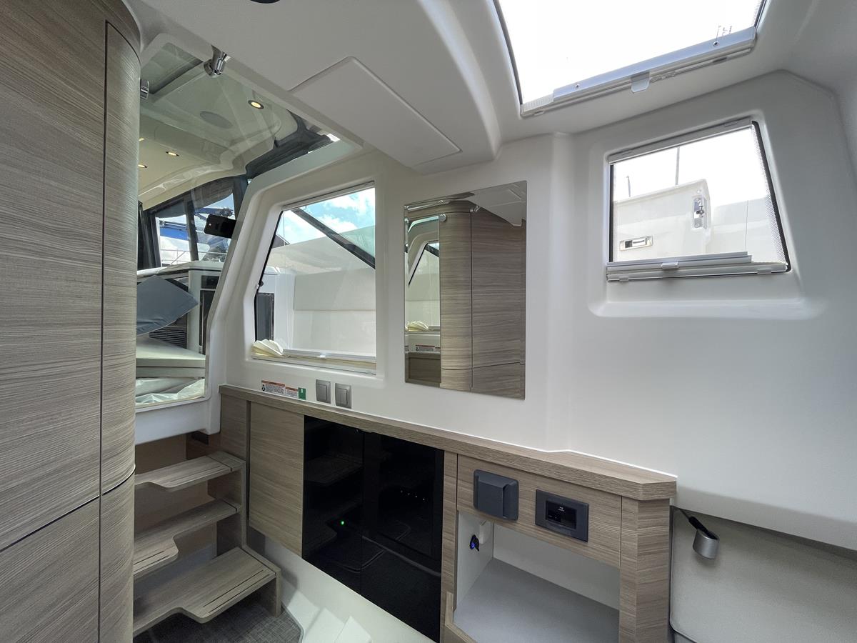Saxdor Yachts 400 GTC 2020 bij Belgian Boat Service