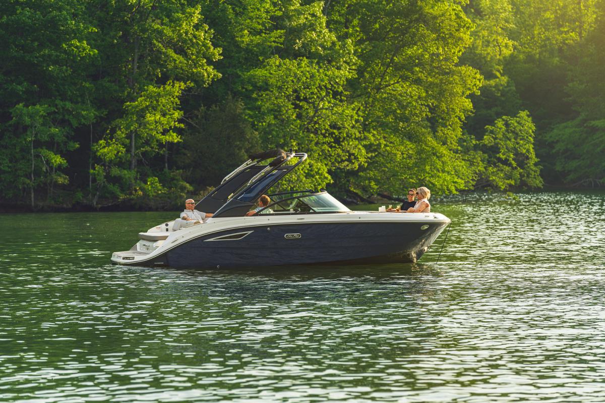 Sea Ray 230 SDX