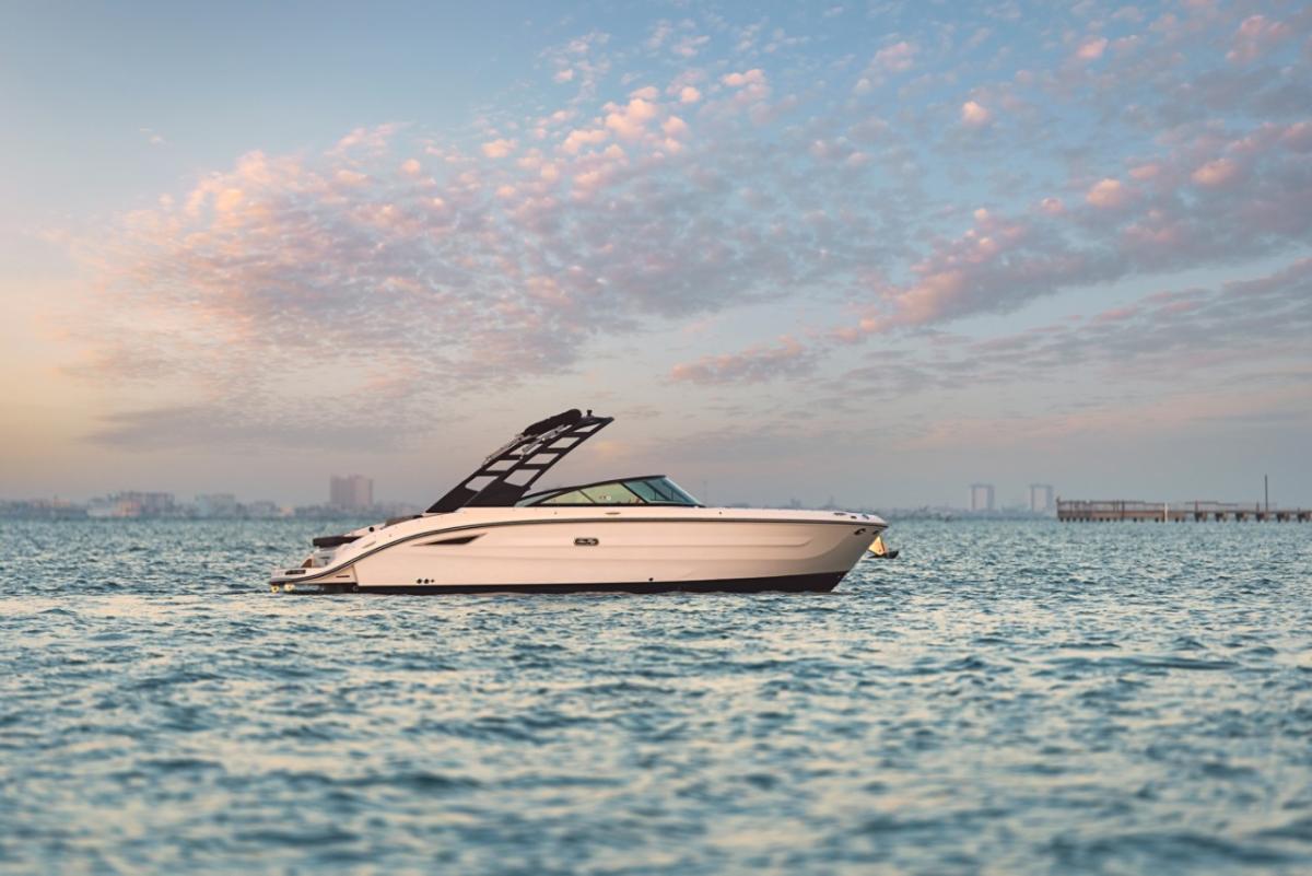 Sea Ray 270 SDX 2020 bij Belgian Boat Service