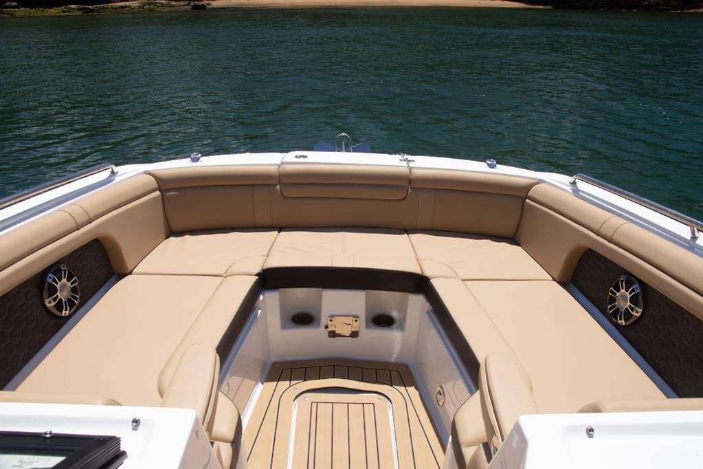Sea Ray 290 SDX Inboard 2020 bij Belgian Boat Service