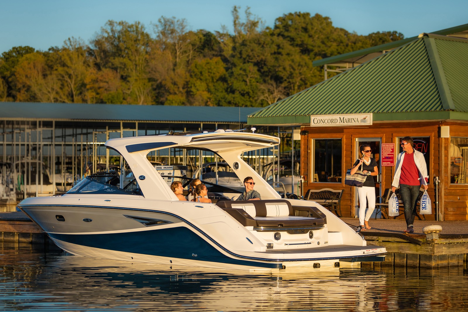 Sea Ray 310 SLX 2020 bij Belgian Boat Service